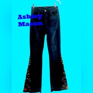 🌸💜 Embroidered Vintage Flare Leg Bell Bottom Floral Embroidered Jeans🌸